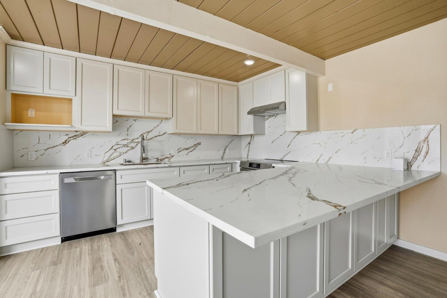 Detail Gallery Image 13 of 33 For 104 Eliza Ct, Foster City,  CA 94404 - 3 Beds | 2 Baths