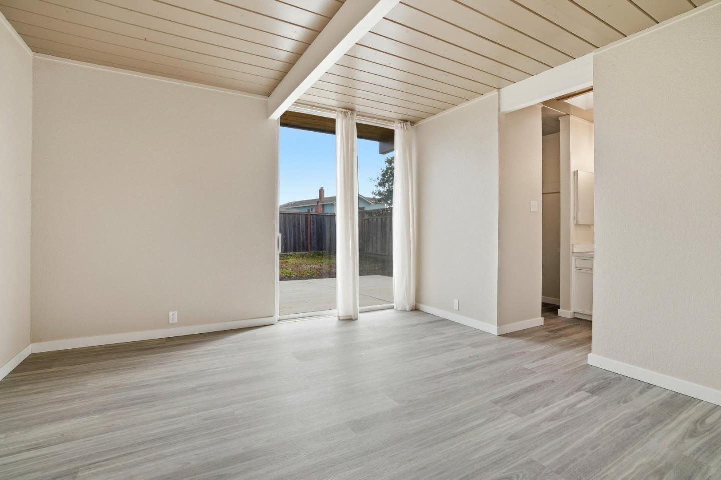 Detail Gallery Image 17 of 33 For 104 Eliza Ct, Foster City,  CA 94404 - 3 Beds | 2 Baths