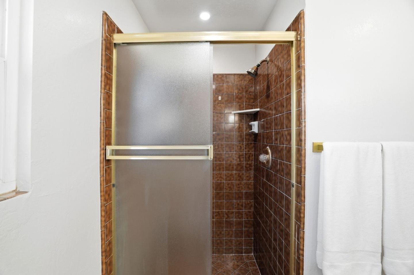 Detail Gallery Image 28 of 75 For 911 Inverness Way, Sunnyvale,  CA 94087 - 4 Beds | 3 Baths