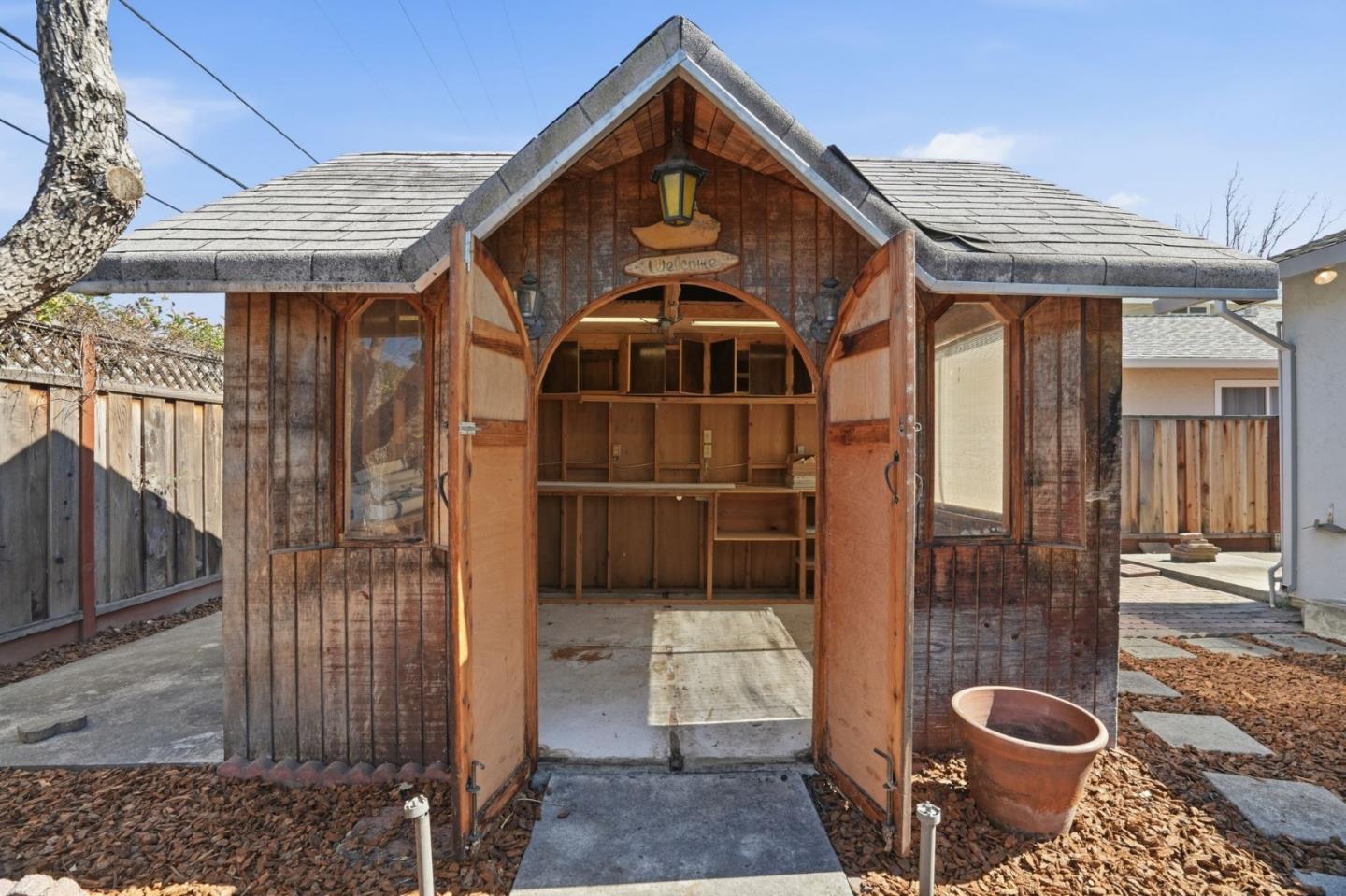 Detail Gallery Image 45 of 75 For 911 Inverness Way, Sunnyvale,  CA 94087 - 4 Beds | 3 Baths