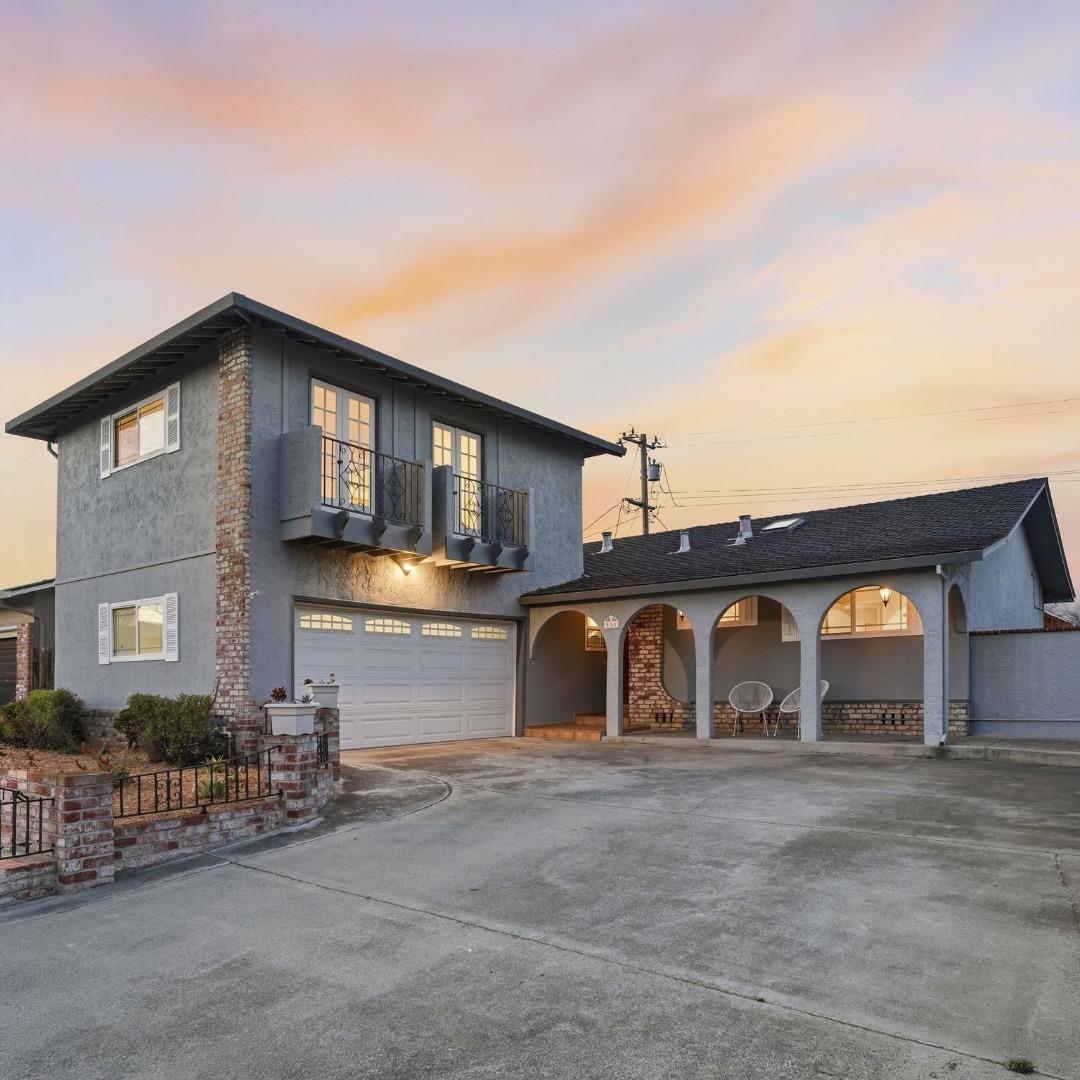 Detail Gallery Image 50 of 75 For 911 Inverness Way, Sunnyvale,  CA 94087 - 4 Beds | 3 Baths