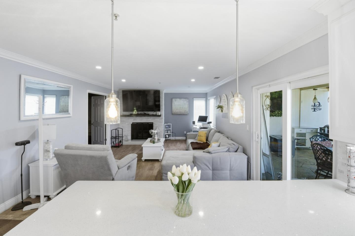 Detail Gallery Image 17 of 43 For 1421 Burgundy Way, Gonzales,  CA 93926 - 5 Beds | 3 Baths