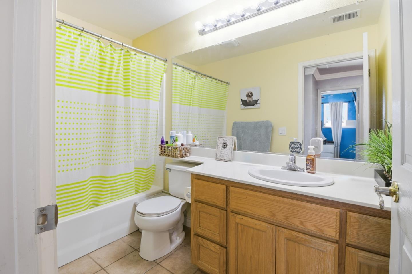 Detail Gallery Image 32 of 43 For 1421 Burgundy Way, Gonzales,  CA 93926 - 5 Beds | 3 Baths