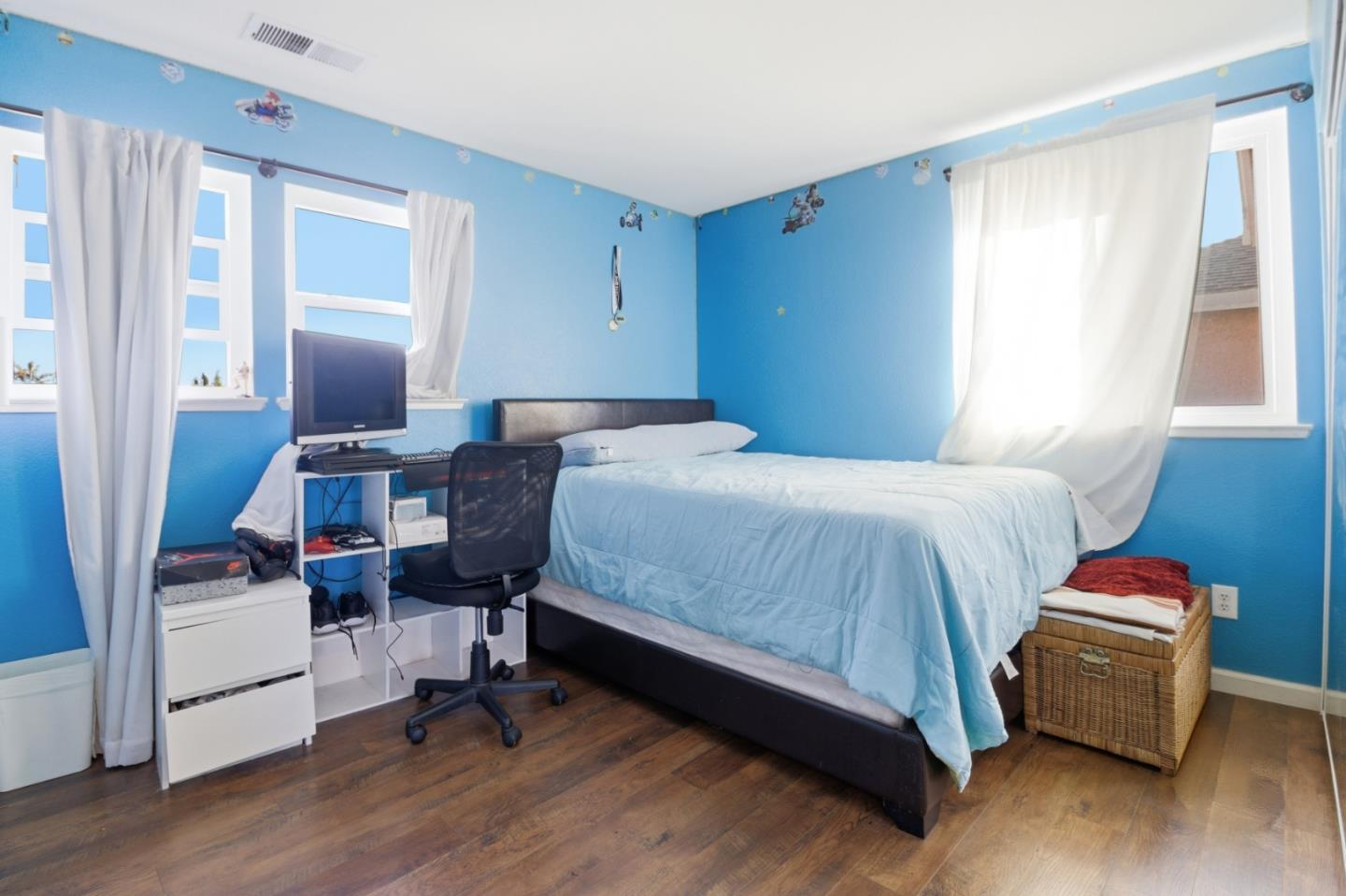 Detail Gallery Image 33 of 43 For 1421 Burgundy Way, Gonzales,  CA 93926 - 5 Beds | 3 Baths