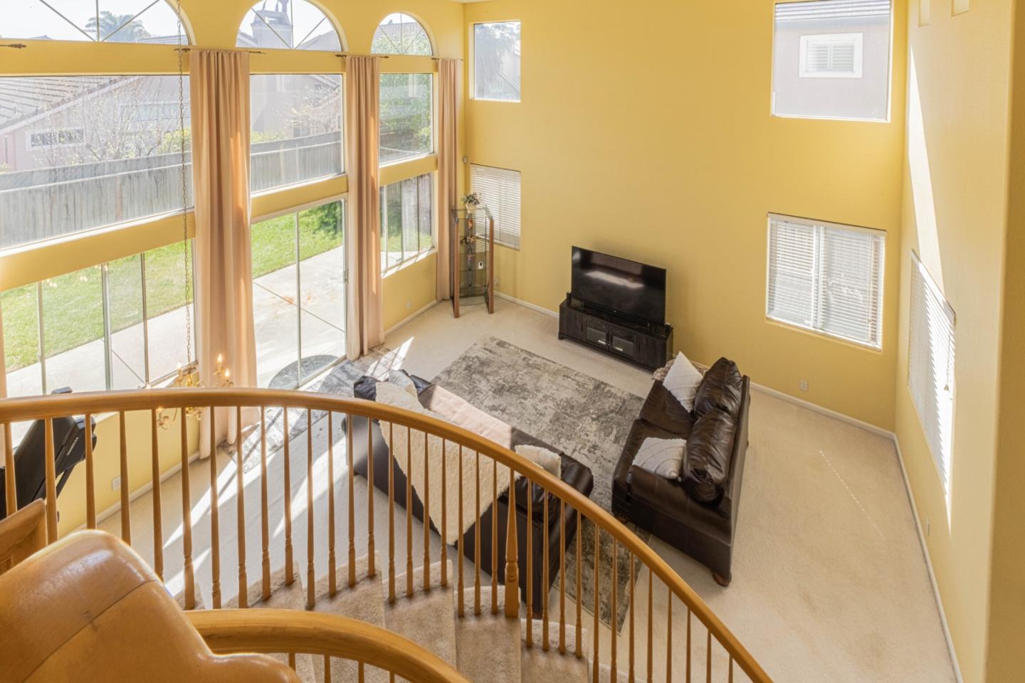 Detail Gallery Image 19 of 39 For 1910 Whitman St, Salinas,  CA 93906 - 3 Beds | 2/1 Baths