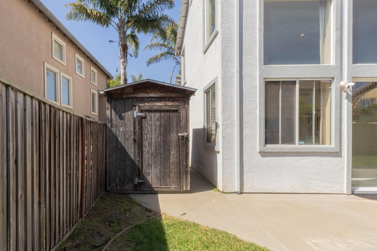 Detail Gallery Image 38 of 39 For 1910 Whitman St, Salinas,  CA 93906 - 3 Beds | 2/1 Baths