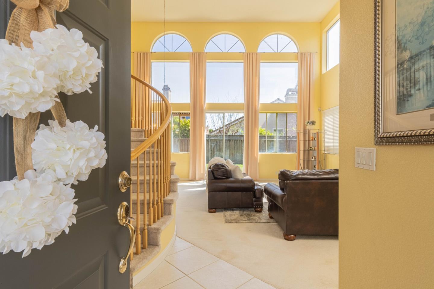 Detail Gallery Image 4 of 39 For 1910 Whitman St, Salinas,  CA 93906 - 3 Beds | 2/1 Baths