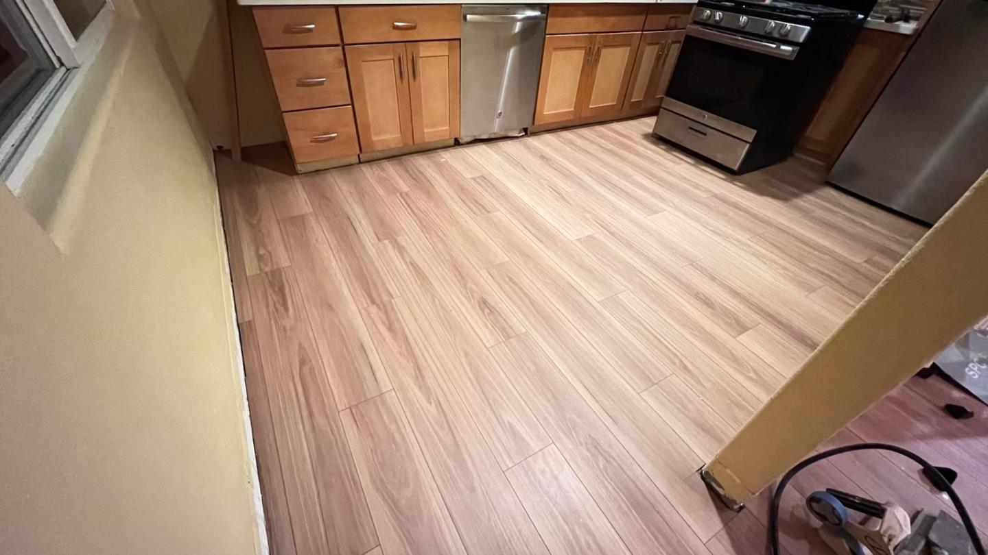 Detail Gallery Image 3 of 3 For 14815 Monterey Hwy #B,  San Martin,  CA 95046 - 2 Beds | 2/1 Baths