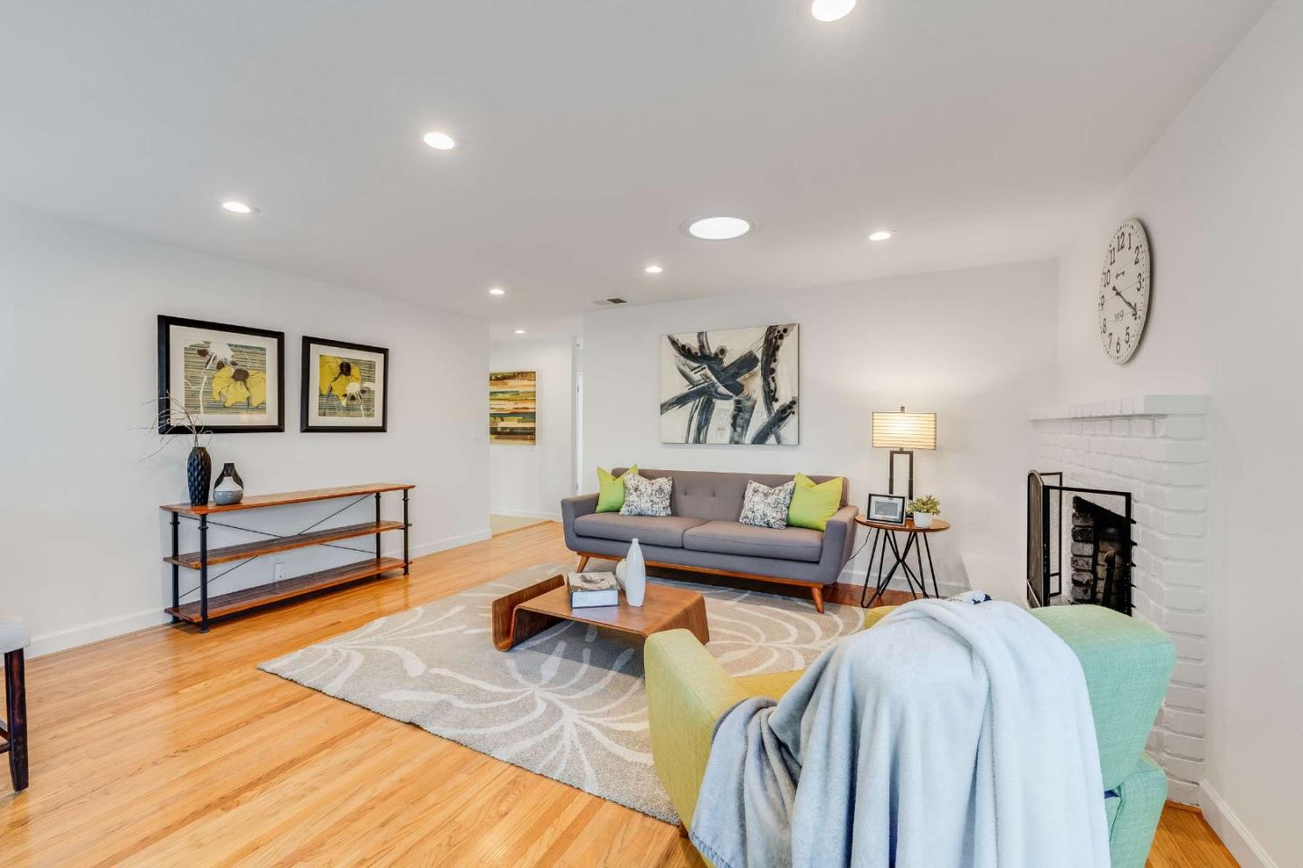 Detail Gallery Image 14 of 51 For 841 Maranta Ave, Sunnyvale,  CA 94087 - 3 Beds | 2 Baths