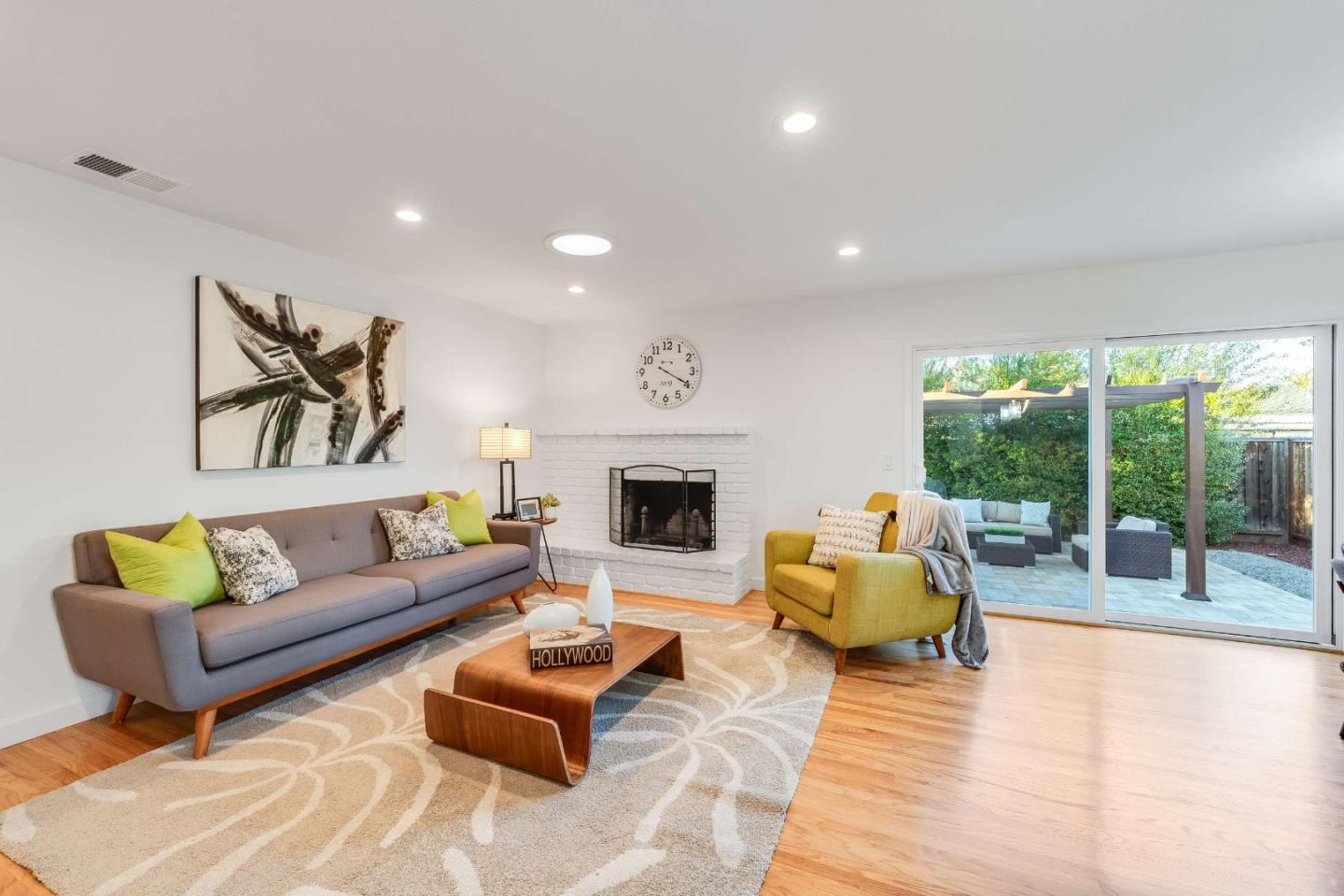 Detail Gallery Image 15 of 51 For 841 Maranta Ave, Sunnyvale,  CA 94087 - 3 Beds | 2 Baths