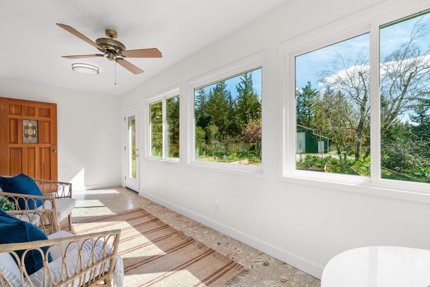 Detail Gallery Image 13 of 46 For 125 Mcgivern Way, Santa Cruz,  CA 95060 - 4 Beds | 3 Baths