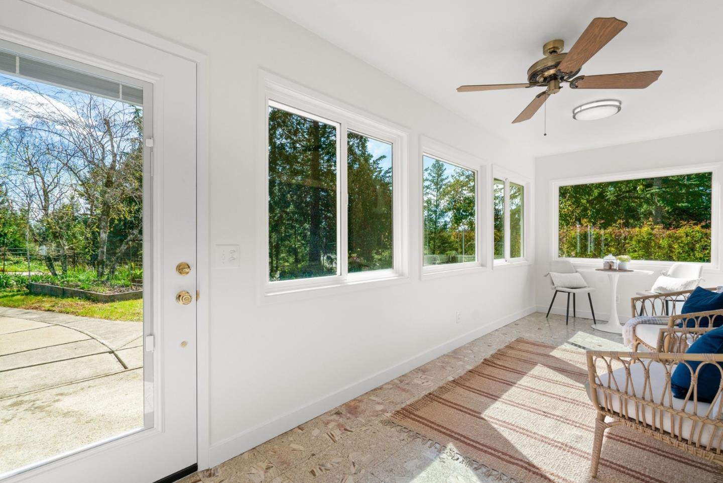 Detail Gallery Image 16 of 46 For 125 Mcgivern Way, Santa Cruz,  CA 95060 - 4 Beds | 3 Baths