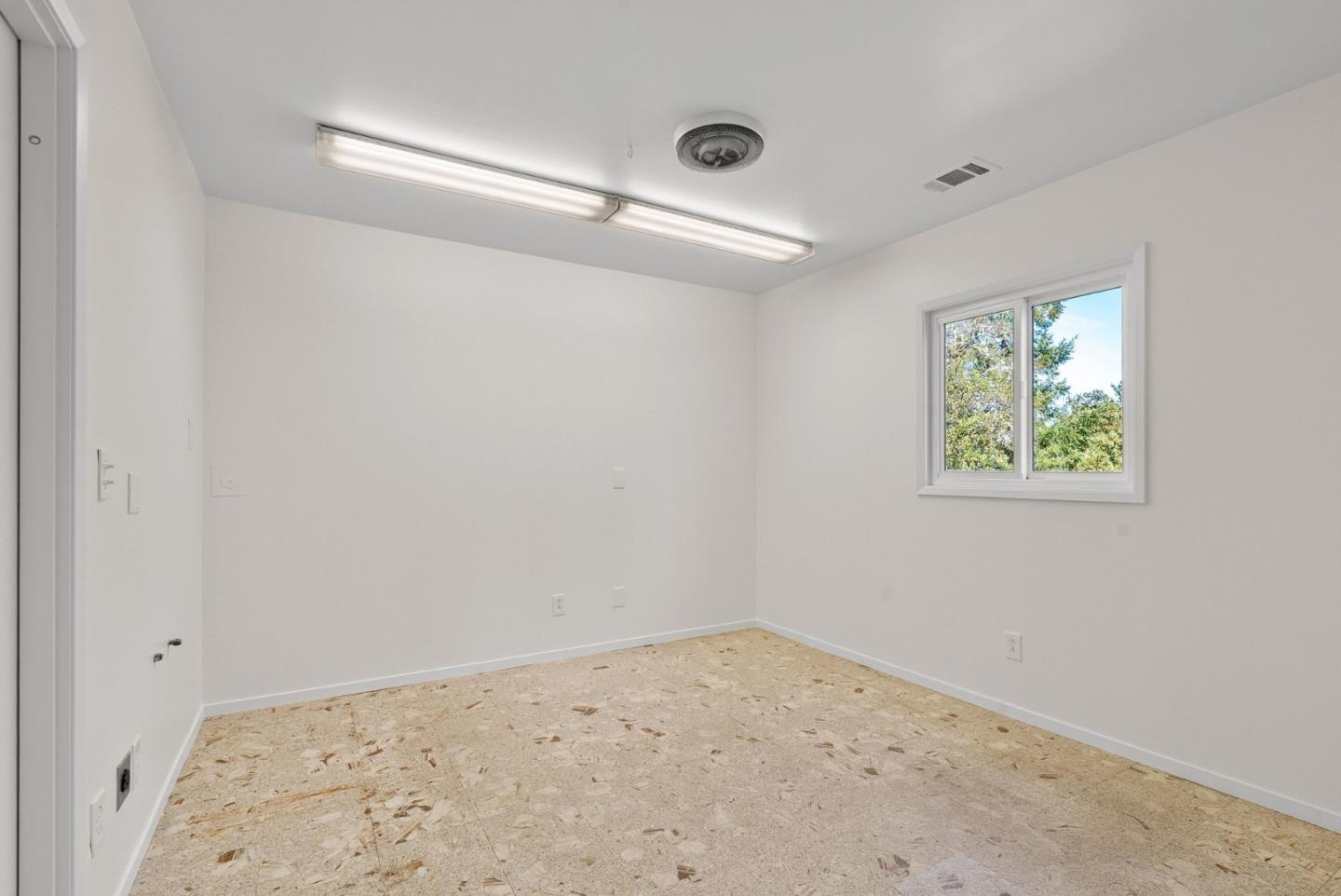 Detail Gallery Image 35 of 46 For 125 Mcgivern Way, Santa Cruz,  CA 95060 - 4 Beds | 3 Baths