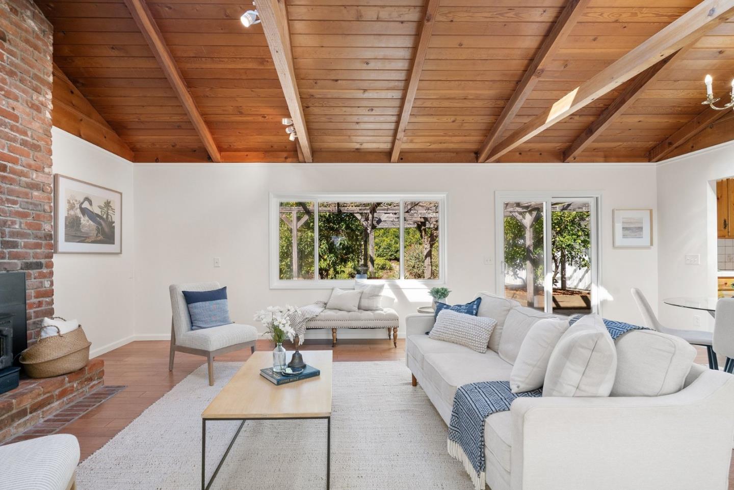 Detail Gallery Image 6 of 46 For 125 Mcgivern Way, Santa Cruz,  CA 95060 - 4 Beds | 3 Baths