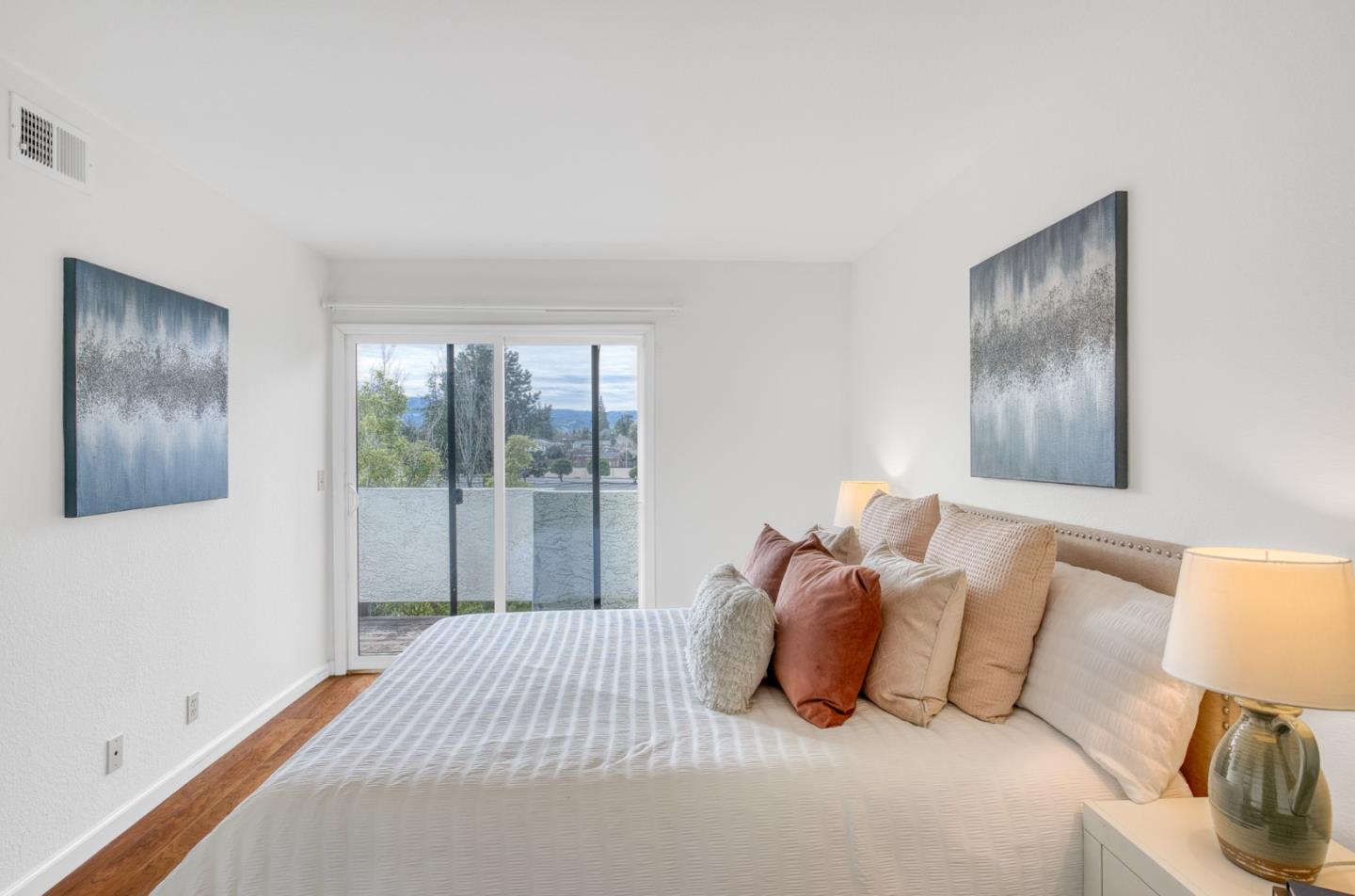 Photo #11: ML82036917 Listing: Photo #11