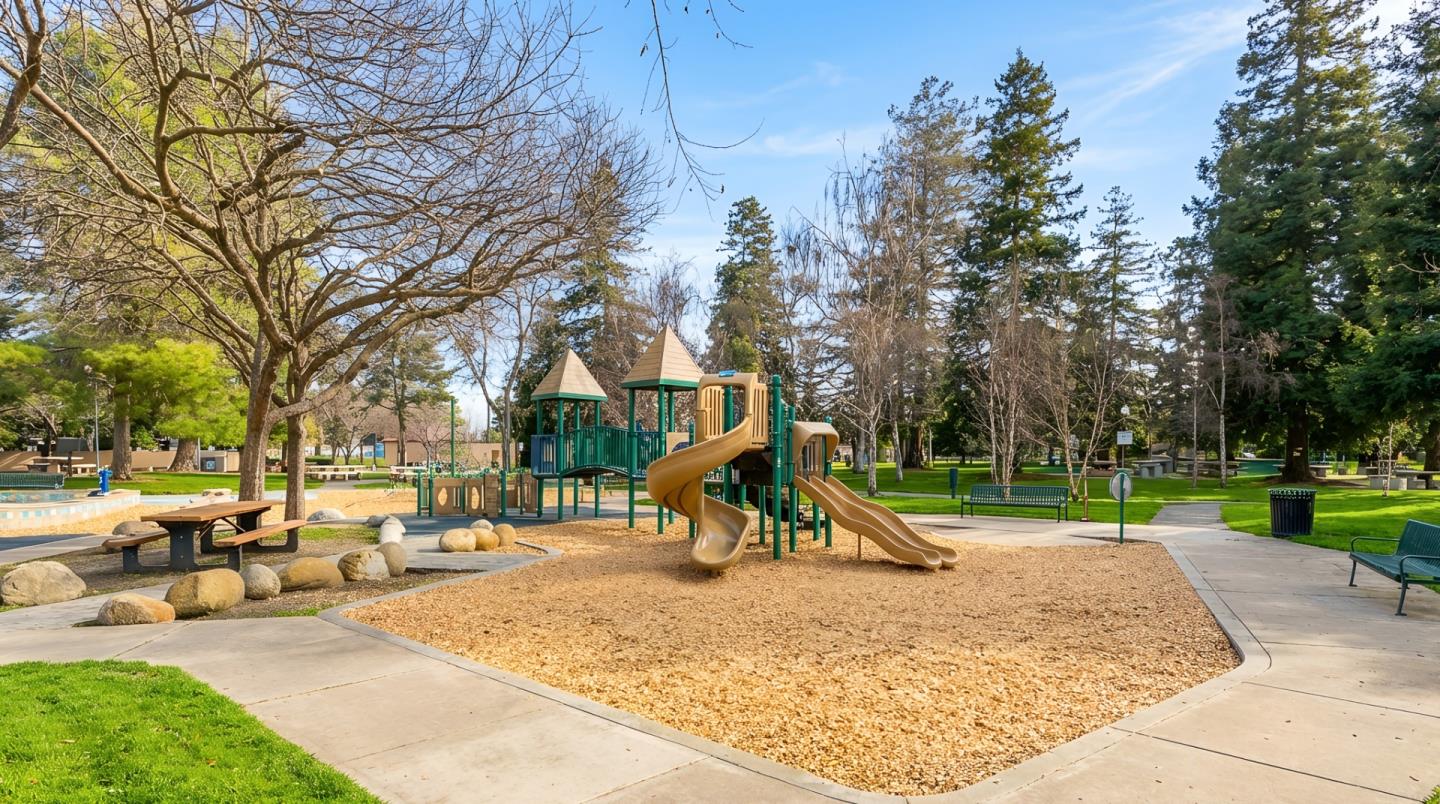 Photo #27: ML82036917 Listing: Photo #27