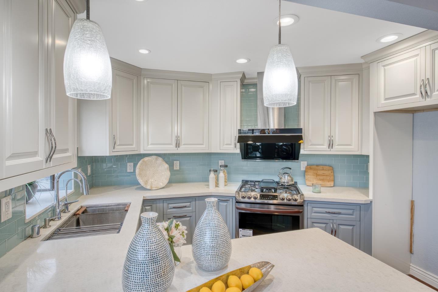 Photo #8: ML82036917 Listing: Photo #8