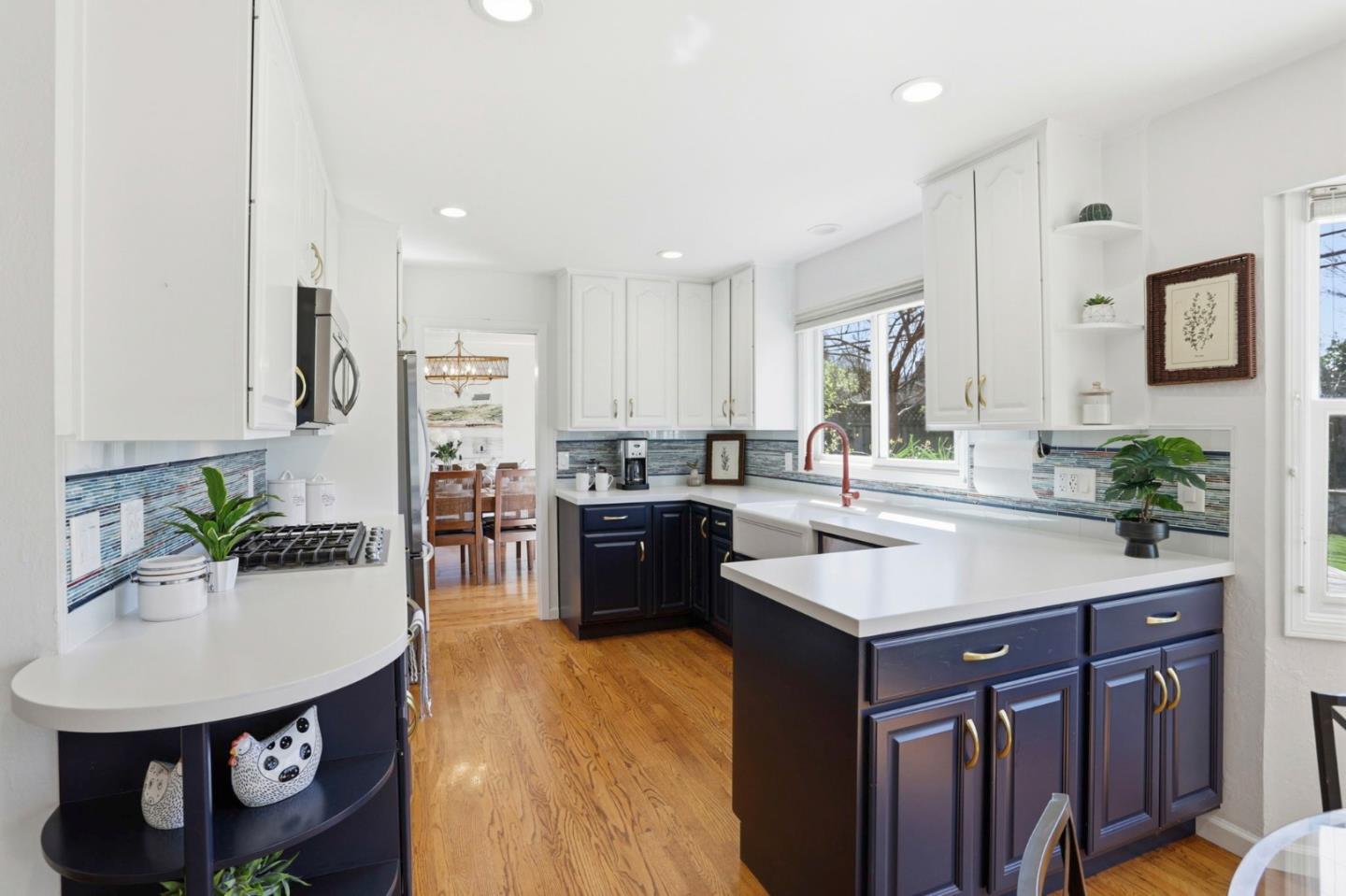 Detail Gallery Image 12 of 41 For 2613 Fairdell Dr, San Jose,  CA 95125 - 5 Beds | 3 Baths