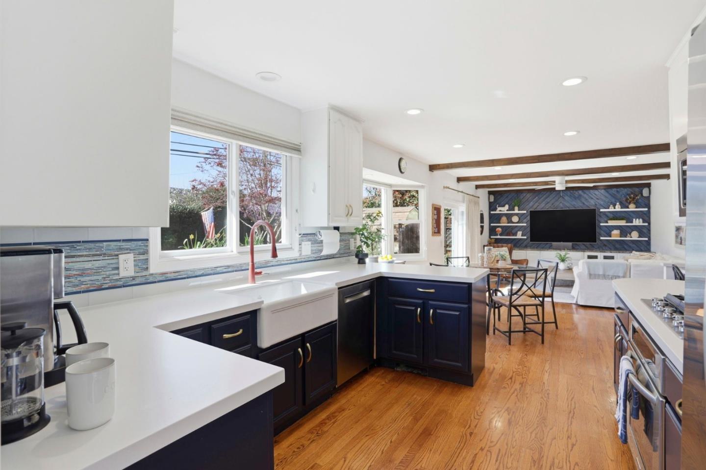 Detail Gallery Image 14 of 41 For 2613 Fairdell Dr, San Jose,  CA 95125 - 5 Beds | 3 Baths