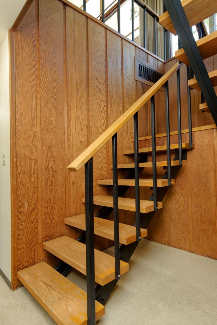 Detail Gallery Image 39 of 52 For 26969 Moody Rd., Los Altos Hills,  CA 94022 - 4 Beds | 2 Baths