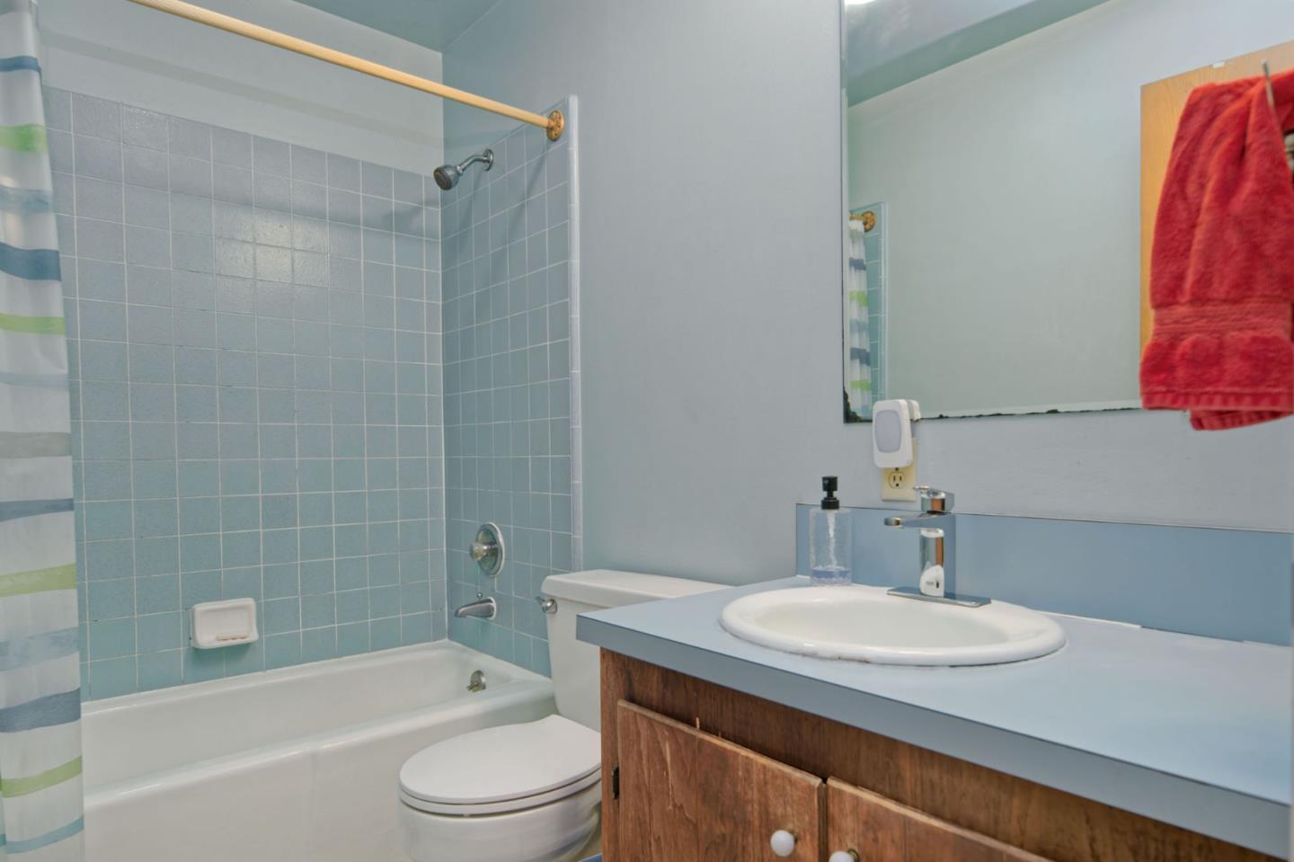 Detail Gallery Image 45 of 52 For 26969 Moody Rd., Los Altos Hills,  CA 94022 - 4 Beds | 2 Baths