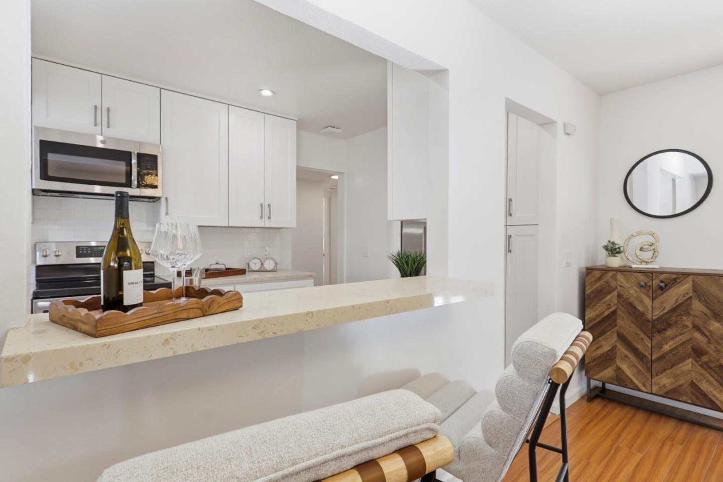 Detail Gallery Image 6 of 14 For 1225 Blackberry Ter, Sunnyvale,  CA 94087 - 3 Beds | 2 Baths