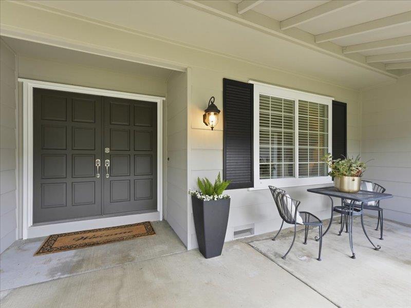 Detail Gallery Image 4 of 47 For 7081 Elmsdale Dr, San Jose,  CA 95120 - 5 Beds | 3 Baths