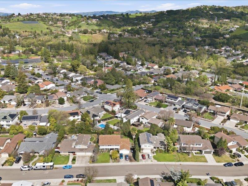 Detail Gallery Image 40 of 47 For 7081 Elmsdale Dr, San Jose,  CA 95120 - 5 Beds | 3 Baths