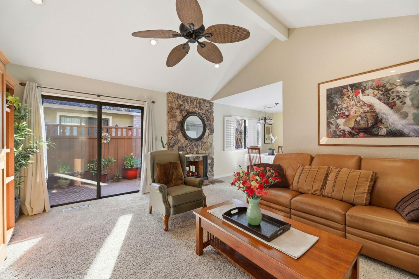 Detail Gallery Image 5 of 25 For 18932 Sara Park Cir, Saratoga,  CA 95070 - 2 Beds | 2 Baths