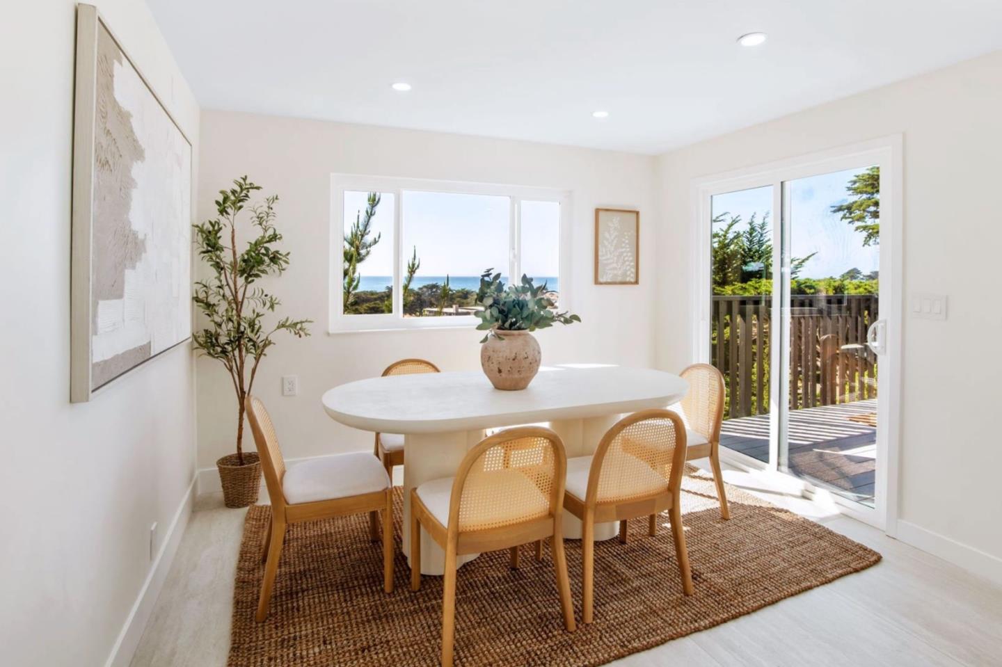 Detail Gallery Image 12 of 62 For 52 Frances Ave, Pacifica,  CA 94044 - 4 Beds | 4 Baths