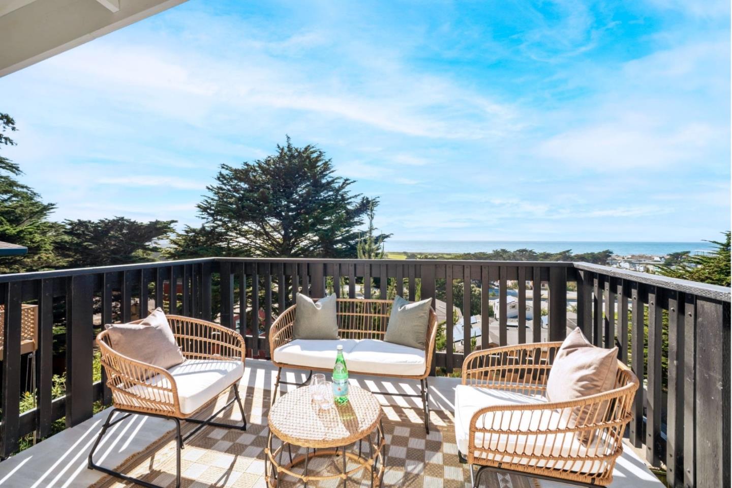 Detail Gallery Image 36 of 62 For 52 Frances Ave, Pacifica,  CA 94044 - 4 Beds | 4 Baths