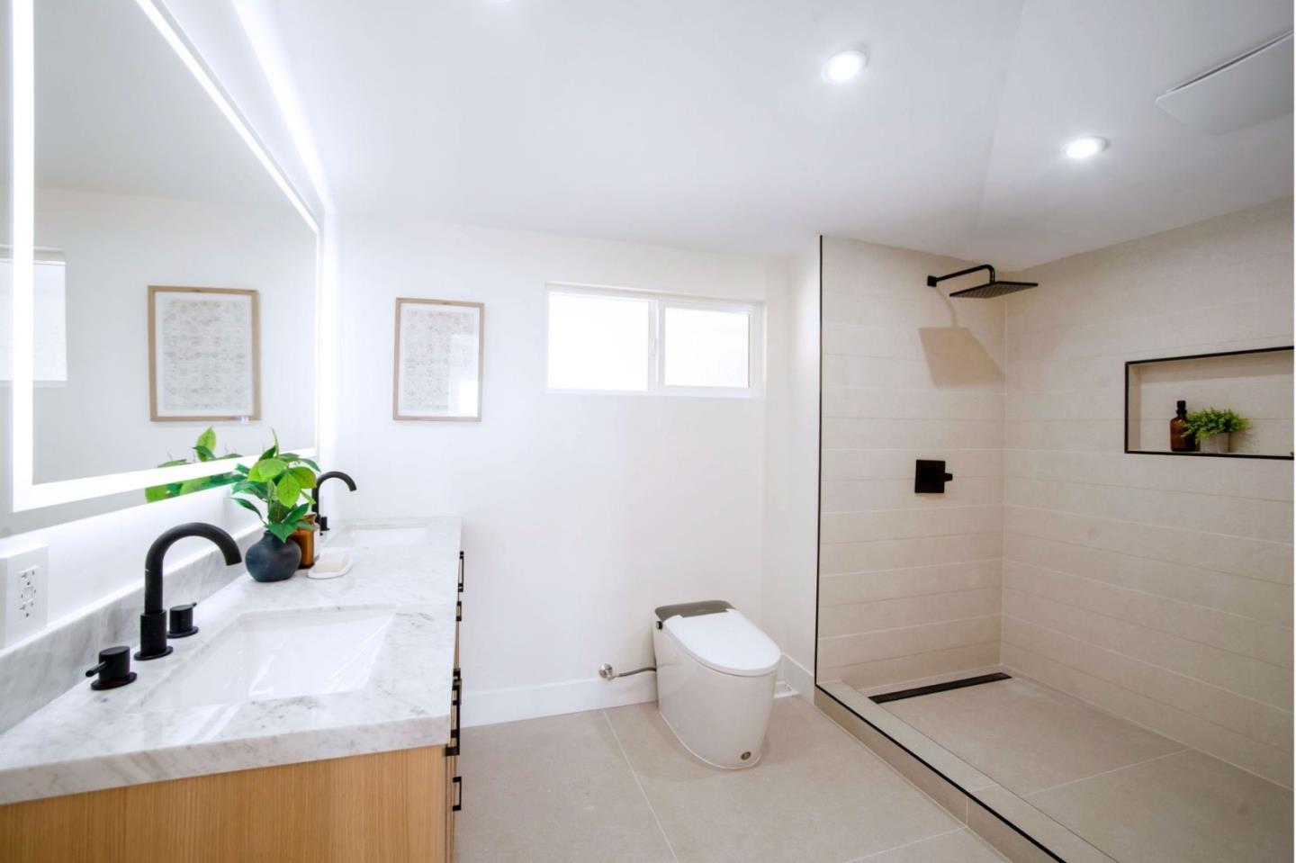 Detail Gallery Image 38 of 62 For 52 Frances Ave, Pacifica,  CA 94044 - 4 Beds | 4 Baths