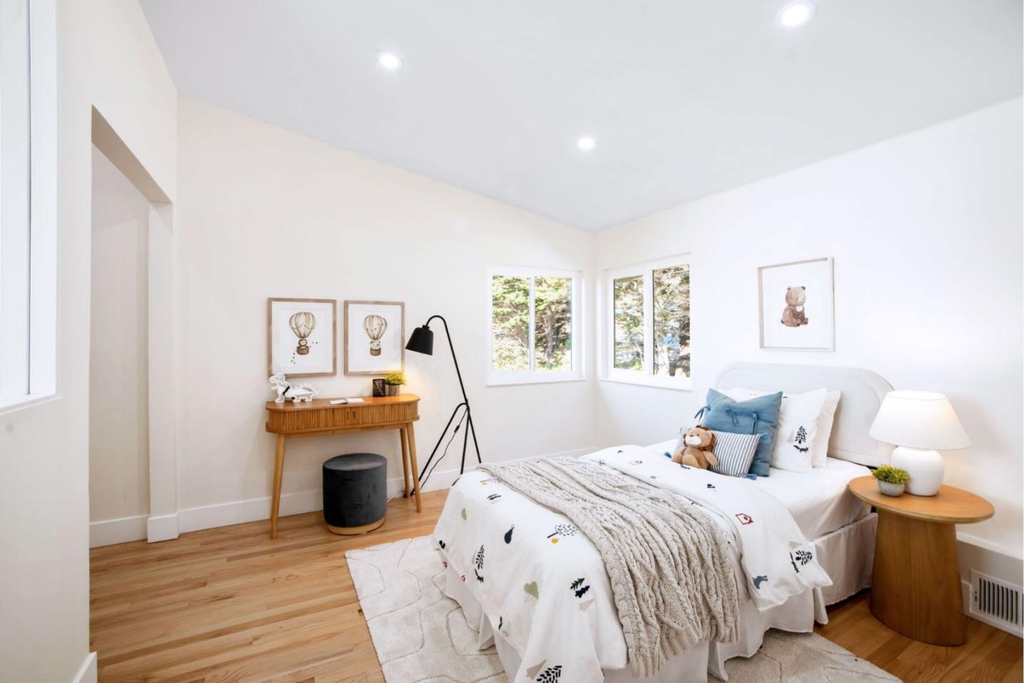 Detail Gallery Image 40 of 62 For 52 Frances Ave, Pacifica,  CA 94044 - 4 Beds | 4 Baths