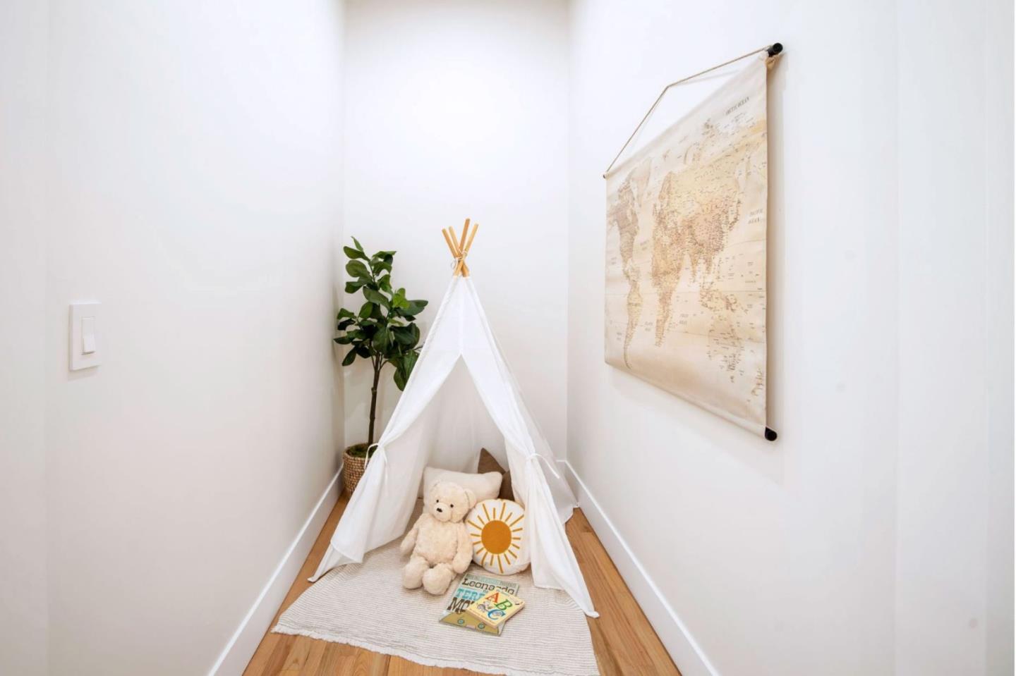 Detail Gallery Image 42 of 62 For 52 Frances Ave, Pacifica,  CA 94044 - 4 Beds | 4 Baths