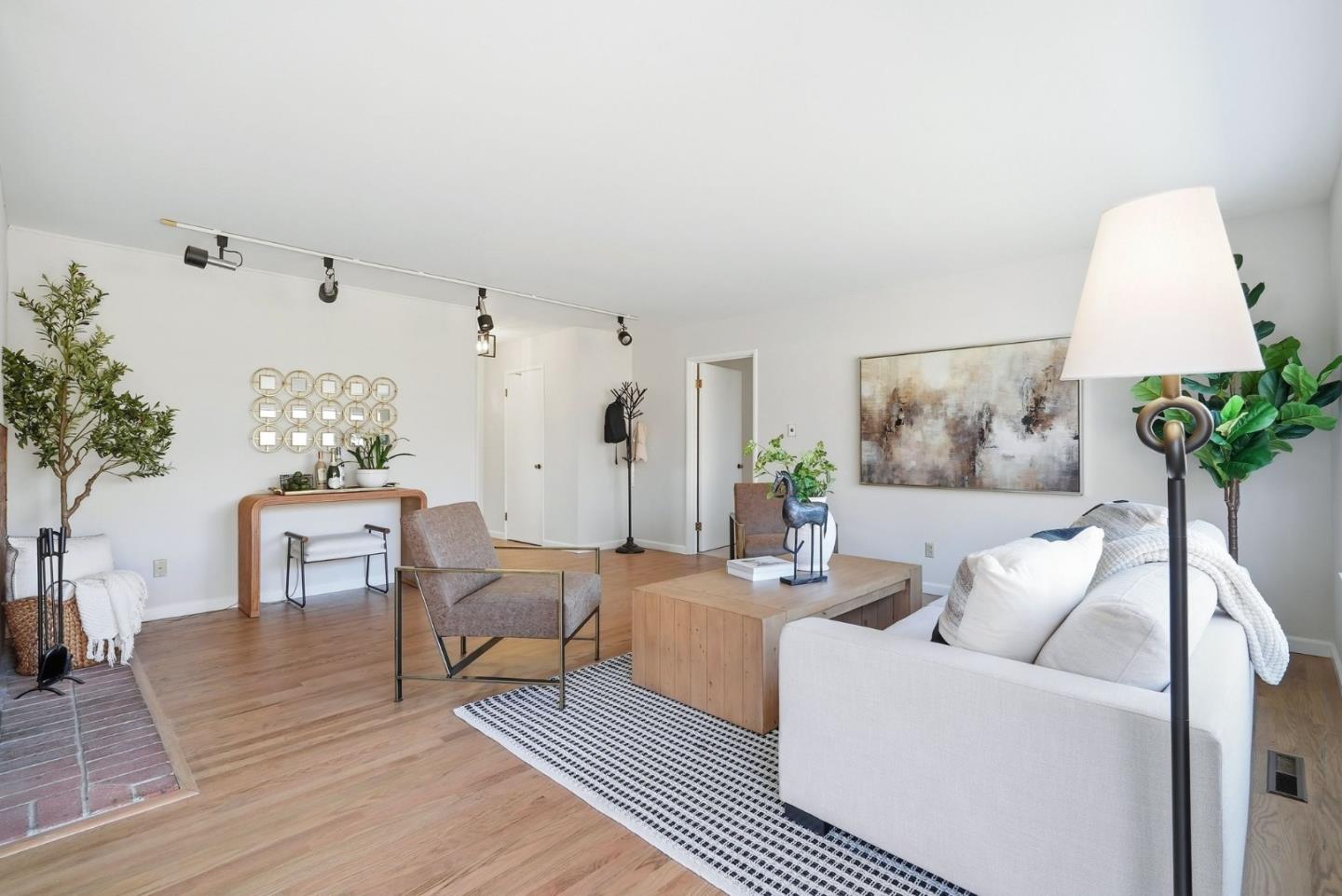 Detail Gallery Image 11 of 60 For 16786 Corcel Ct, Los Gatos,  CA 95032 - 3 Beds | 2 Baths