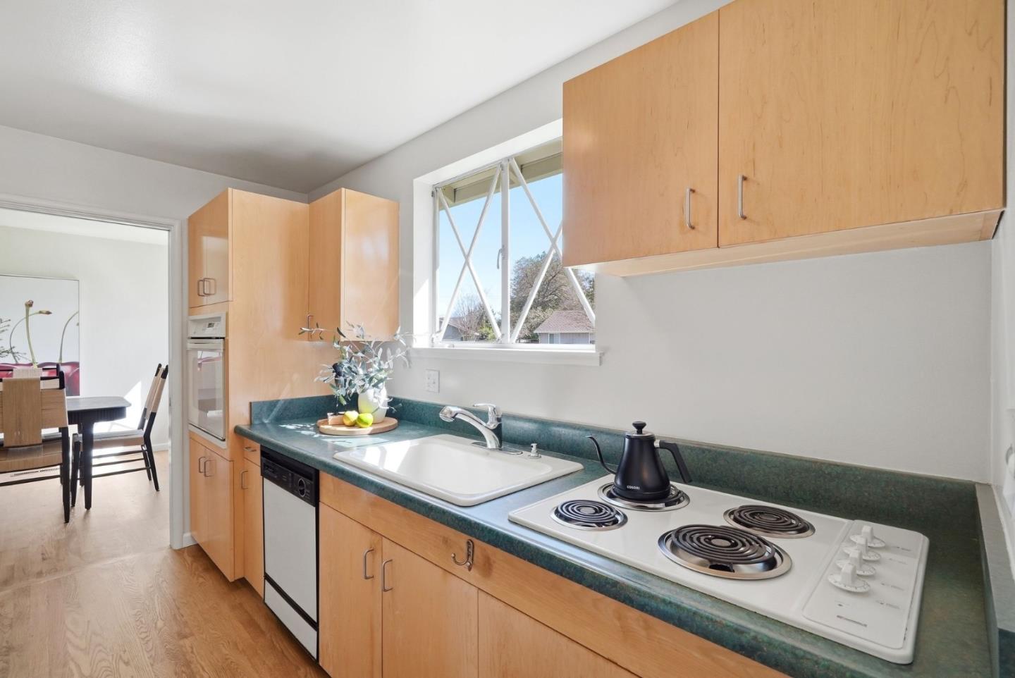 Detail Gallery Image 22 of 60 For 16786 Corcel Ct, Los Gatos,  CA 95032 - 3 Beds | 2 Baths