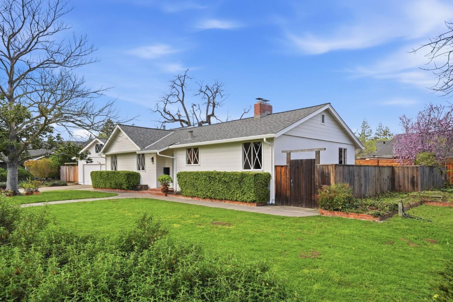Detail Gallery Image 4 of 60 For 16786 Corcel Ct, Los Gatos,  CA 95032 - 3 Beds | 2 Baths