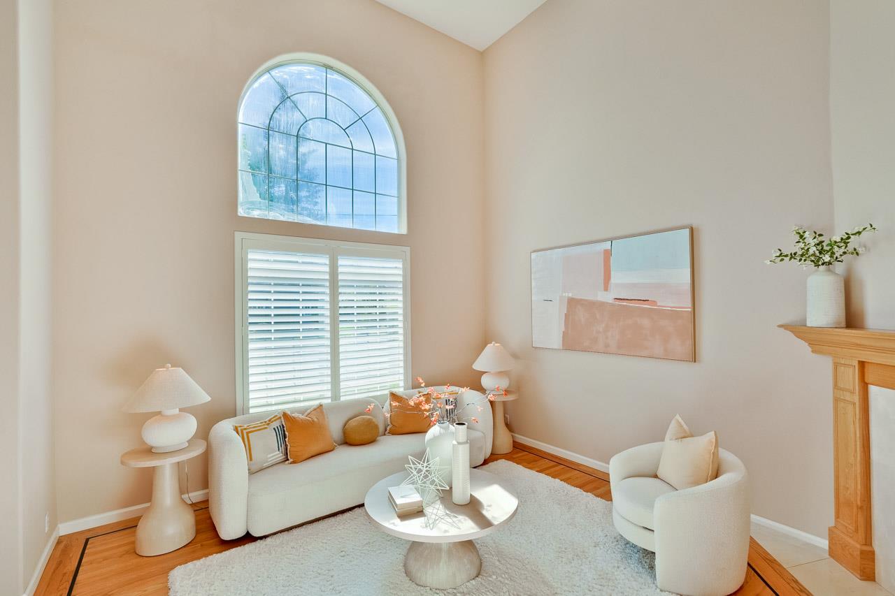 Detail Gallery Image 12 of 72 For 21031 Hazelbrook Dr, Cupertino,  CA 95014 - 6 Beds | 3/1 Baths