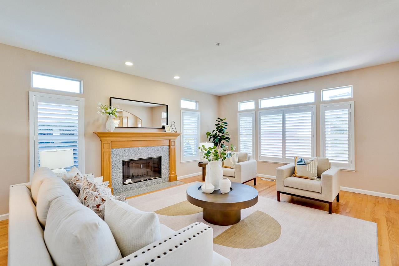 Detail Gallery Image 28 of 72 For 21031 Hazelbrook Dr, Cupertino,  CA 95014 - 6 Beds | 3/1 Baths