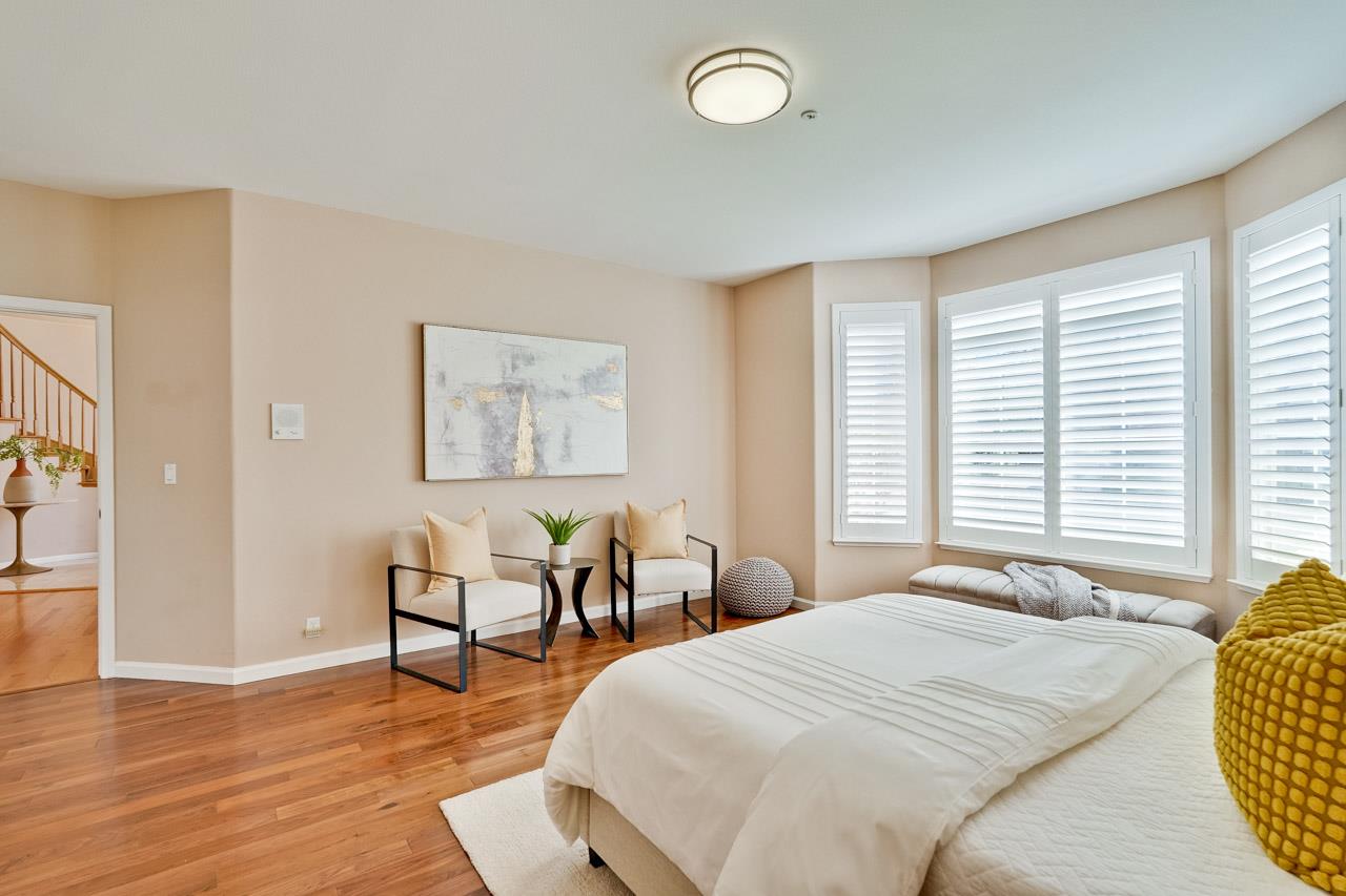 Detail Gallery Image 32 of 72 For 21031 Hazelbrook Dr, Cupertino,  CA 95014 - 6 Beds | 3/1 Baths