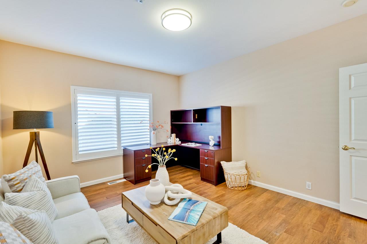 Detail Gallery Image 37 of 72 For 21031 Hazelbrook Dr, Cupertino,  CA 95014 - 6 Beds | 3/1 Baths