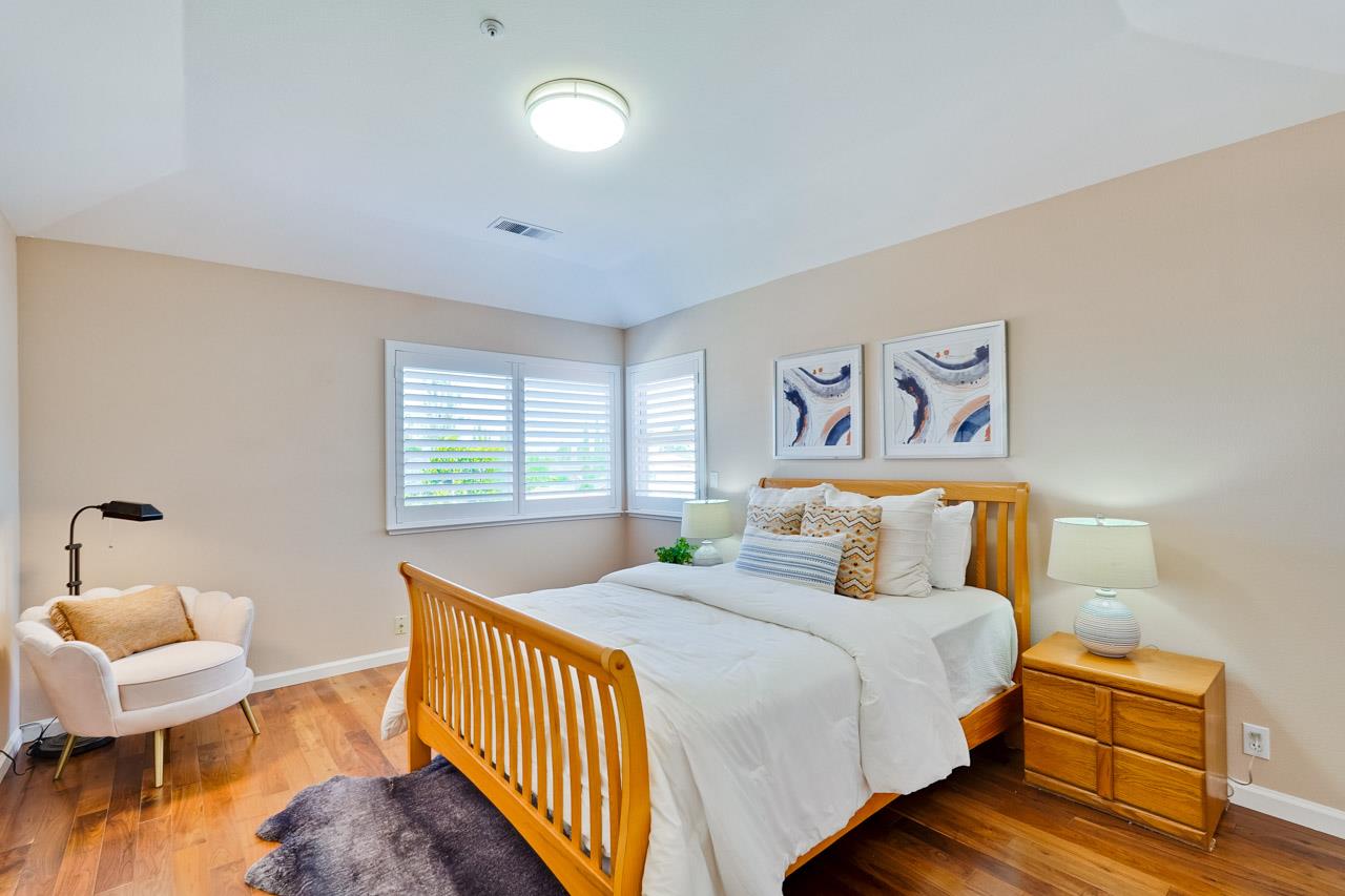 Detail Gallery Image 48 of 72 For 21031 Hazelbrook Dr, Cupertino,  CA 95014 - 6 Beds | 3/1 Baths