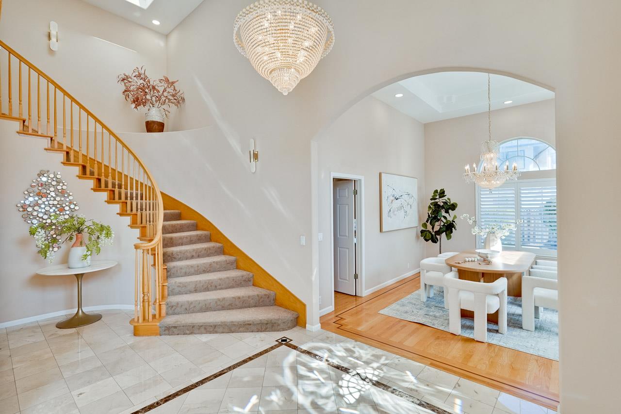 Detail Gallery Image 7 of 72 For 21031 Hazelbrook Dr, Cupertino,  CA 95014 - 6 Beds | 3/1 Baths