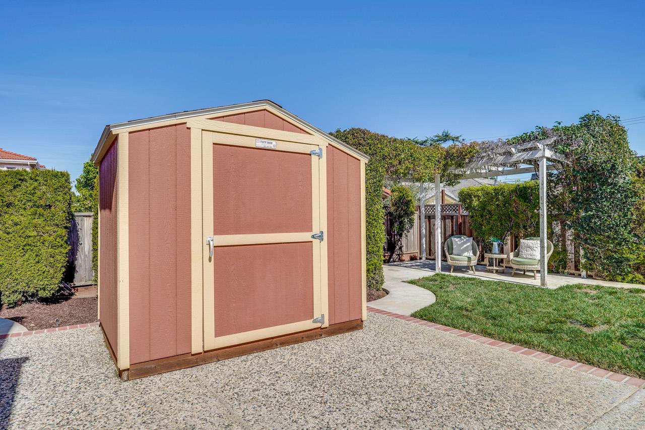 Detail Gallery Image 70 of 72 For 21031 Hazelbrook Dr, Cupertino,  CA 95014 - 6 Beds | 3/1 Baths