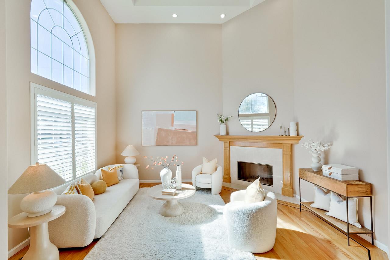 Detail Gallery Image 8 of 72 For 21031 Hazelbrook Dr, Cupertino,  CA 95014 - 6 Beds | 3/1 Baths