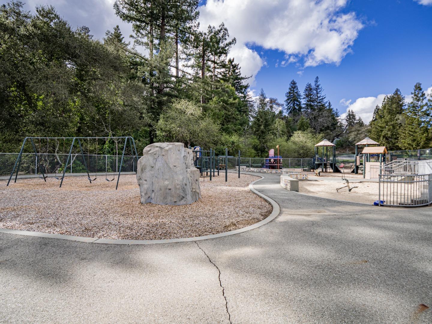 Detail Gallery Image 12 of 72 For 21496 Mary Alice Way, Los Gatos,  CA 95033 - 2 Beds | 2 Baths