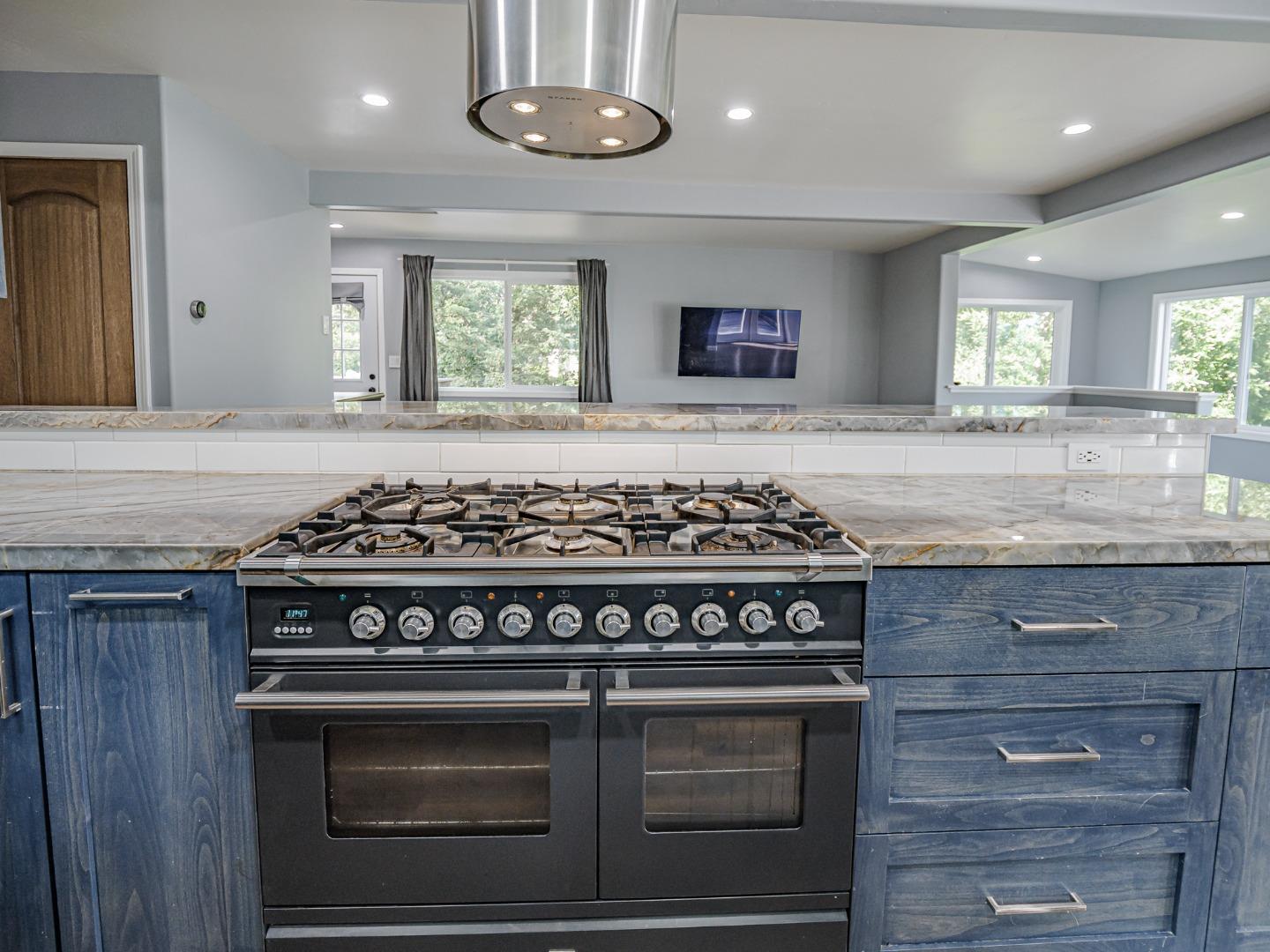 Detail Gallery Image 36 of 72 For 21496 Mary Alice Way, Los Gatos,  CA 95033 - 2 Beds | 2 Baths