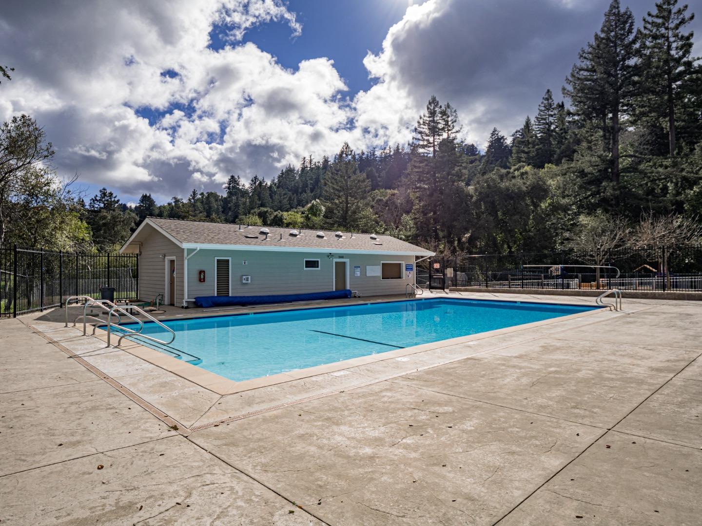 Detail Gallery Image 8 of 72 For 21496 Mary Alice Way, Los Gatos,  CA 95033 - 2 Beds | 2 Baths