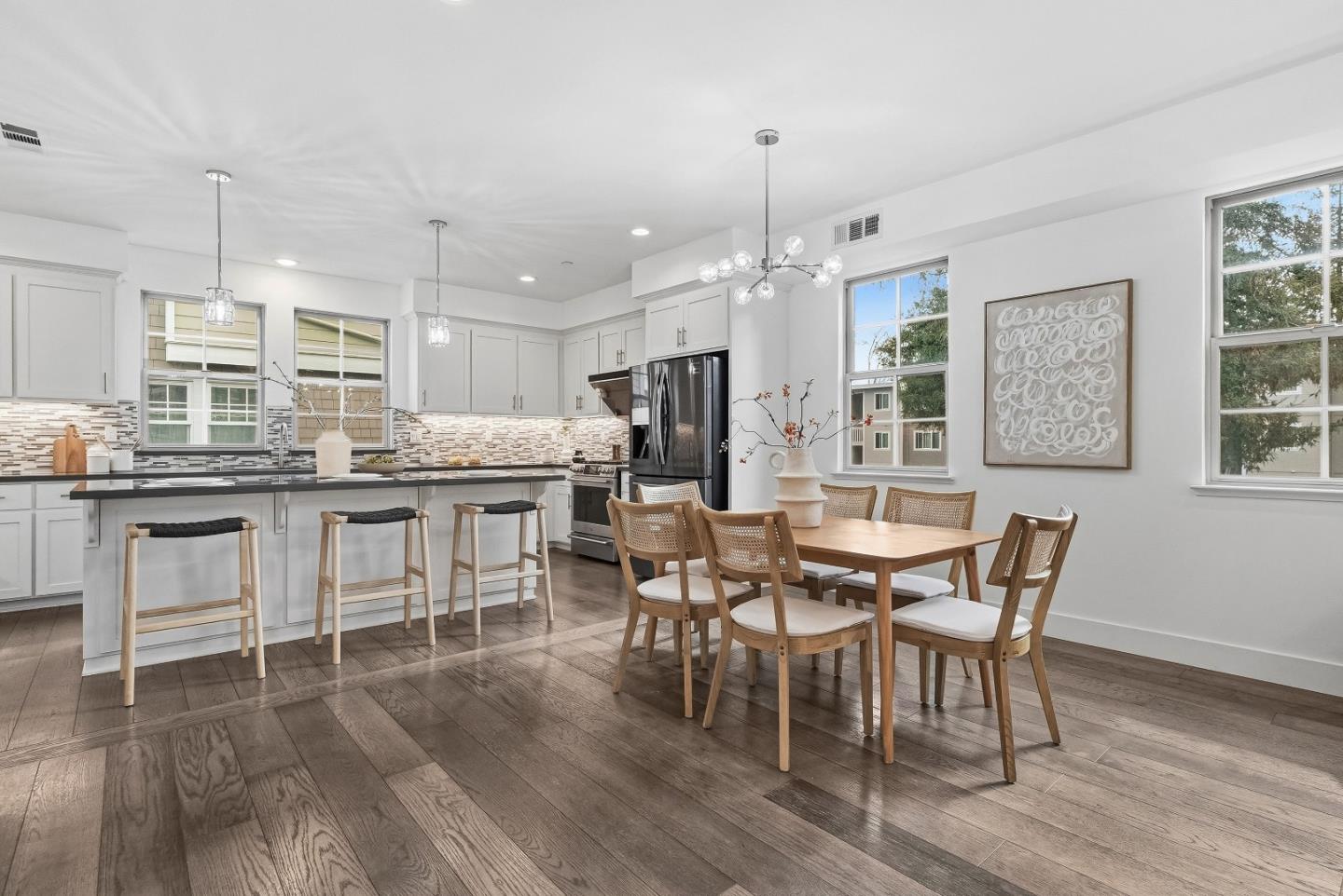 Photo #6: ML82036930 Listing: Photo #6