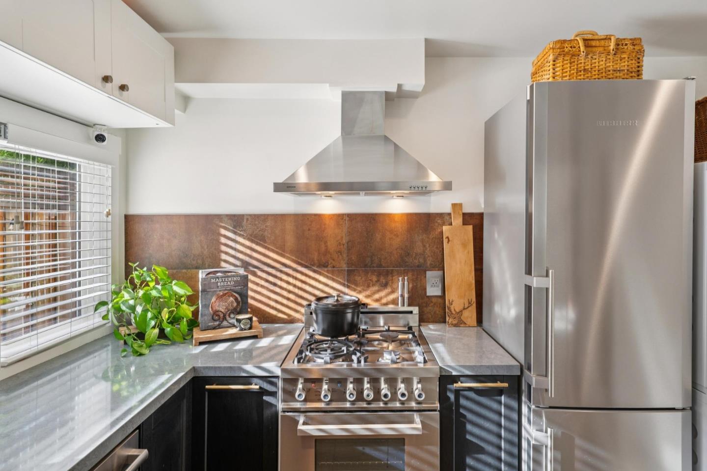 Detail Gallery Image 50 of 72 For 174 Villa Ave, Los Gatos,  CA 95030 - 3 Beds | 3/1 Baths